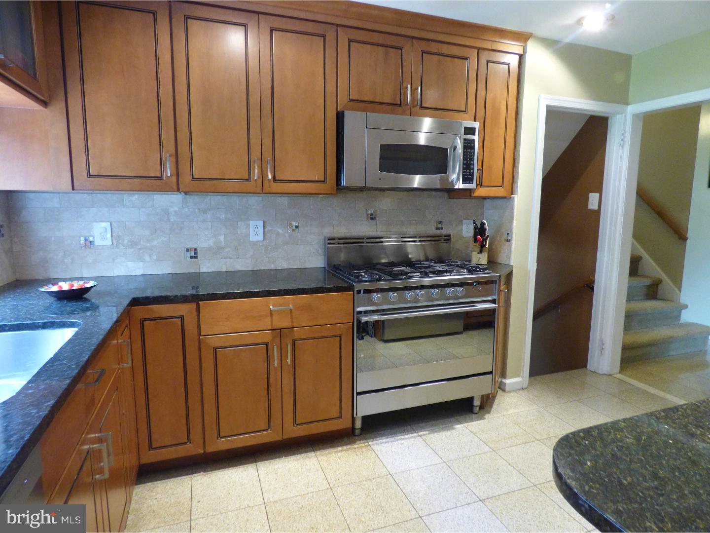 1850 London Road Abington, PA 19001 - Photo 8 of 25 Kitchen