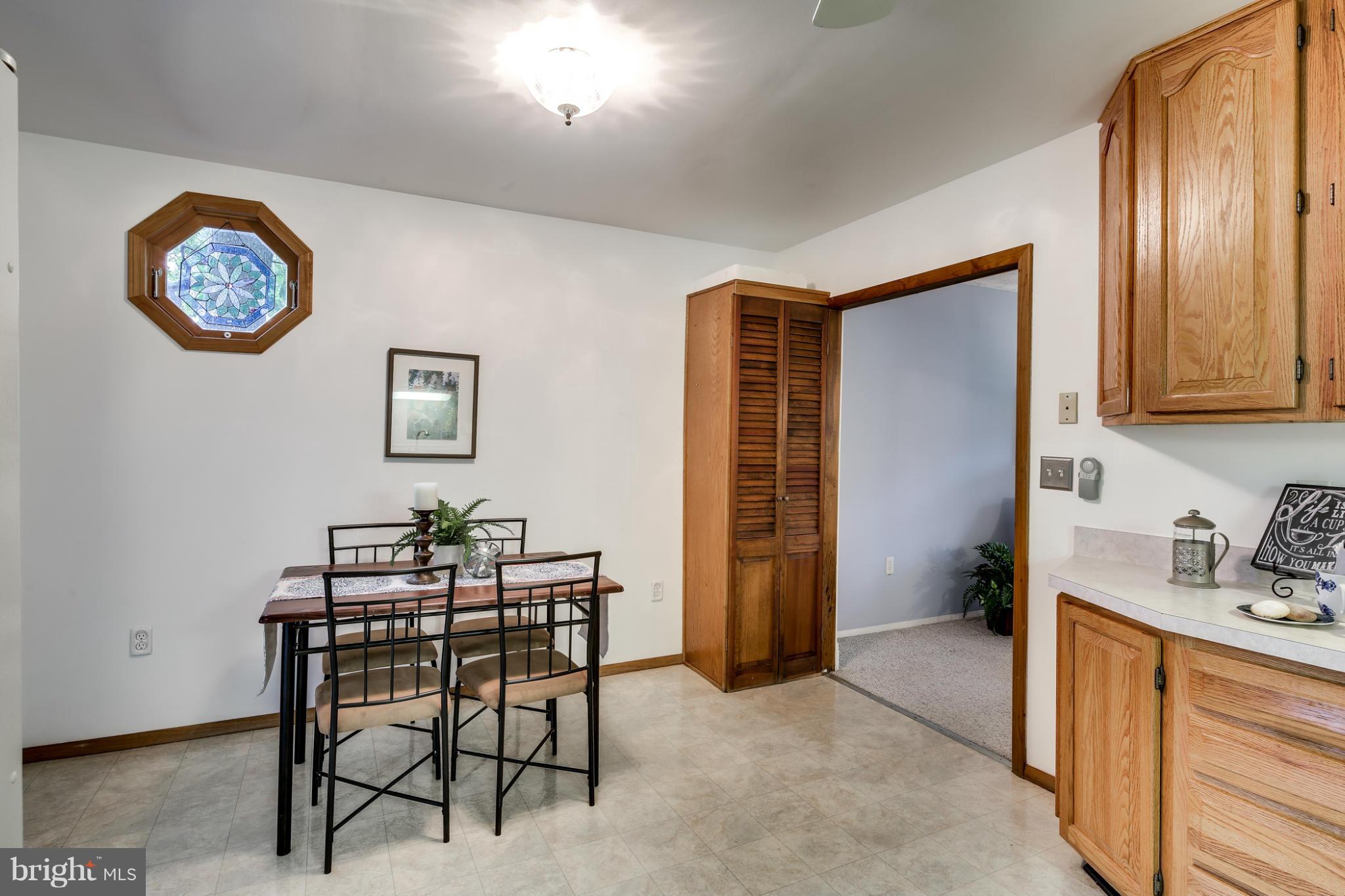 491 North Patuxent Road Odenton, MD 21113 - Photo 7 of 28 Lots of space here will complement any size table.
