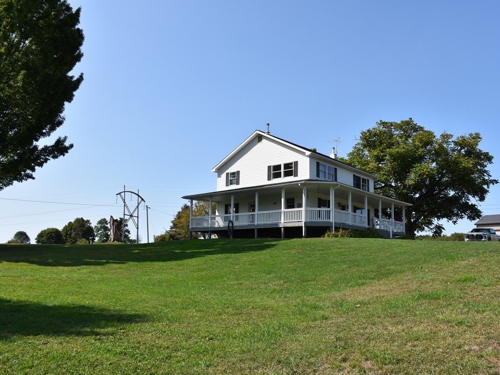 15548 Beaver Road Saegertown, PA 16433 - Photo 5 of 48