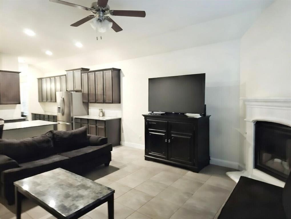 2813 Ainsworth Road Aubrey, TX 76227 - Photo 10 of 16