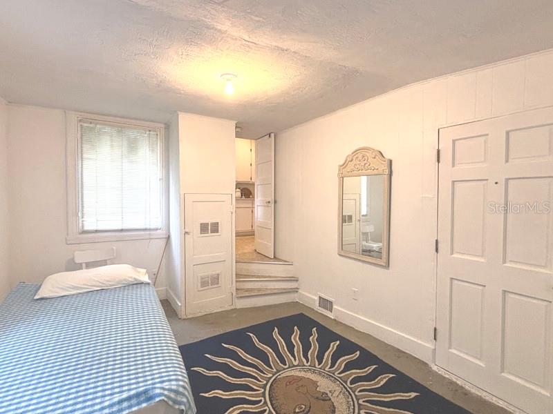 322 Taylor Avenue Daytona Beach, FL 32114 - Photo 8 of 21