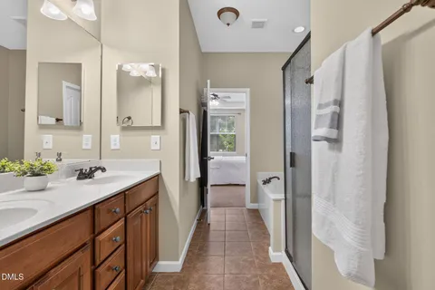 $579,000 | 1060 Kingston Grove Drive, Cary, NC 27519