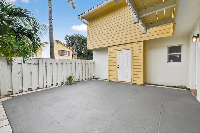 $4,750 | 170 Seabreeze Circle, Jupiter, FL 33477