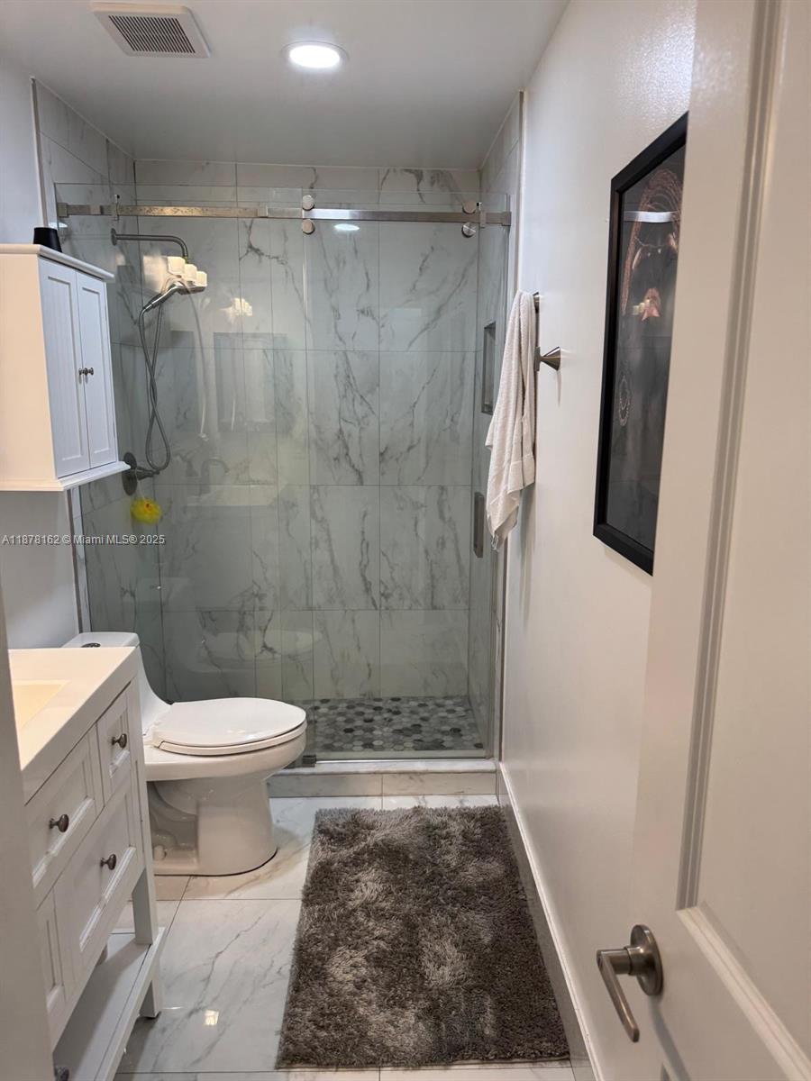 15534 Southwest 153rd Street, Unit MAIN Miami, FL 33187 - Photo 5 of 7