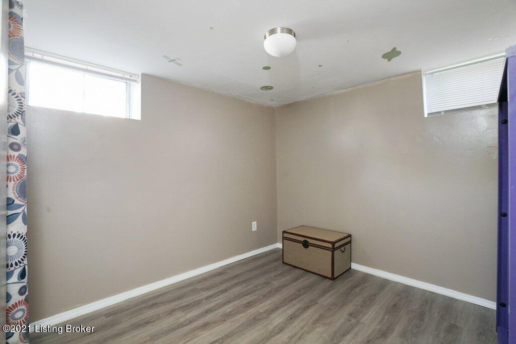 10505 Torrington Road Louisville, KY 40272 - Photo 24 of 36 024-10505-24_m