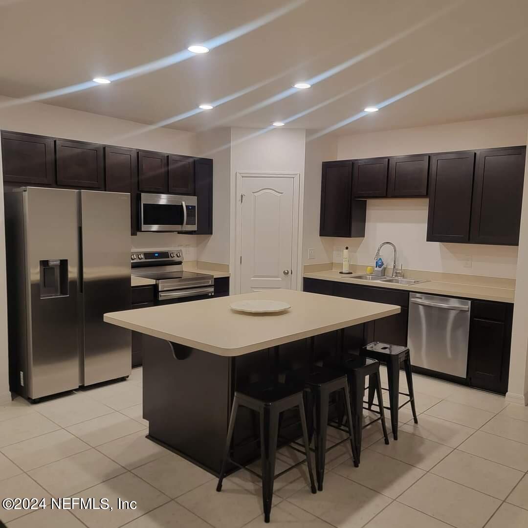 718 Bent Baum Road Jacksonville, FL 32205 - Photo 3 of 21 FB_IMG_1714391412229