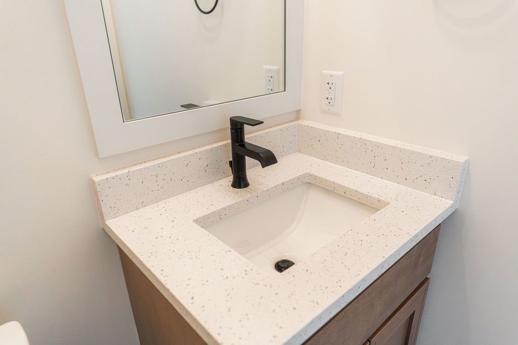 46 Kloe Lane, Unit 46 Sycamore, IL 60178 - Photo 20 of 54 a bathroom with a sink and a tub