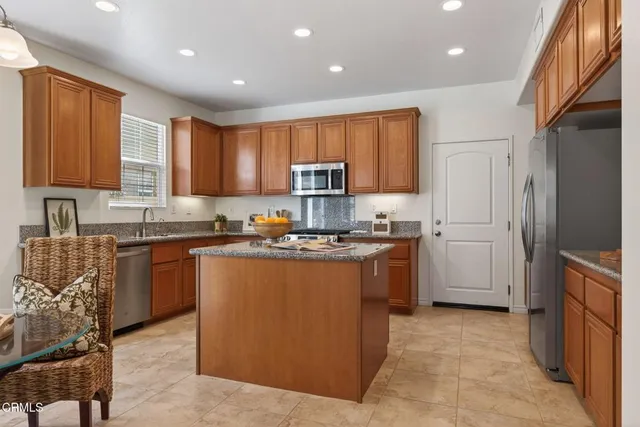 $775,000 | 8124 Onyx Street, Ventura, CA 93004