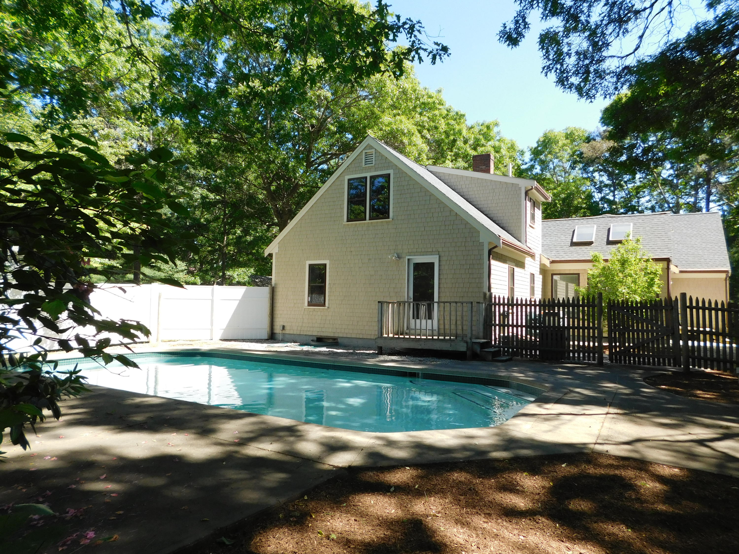 105 Seth Goodspeed Way Osterville, MA 02655 - Photo 2 of 29 DSCN6066