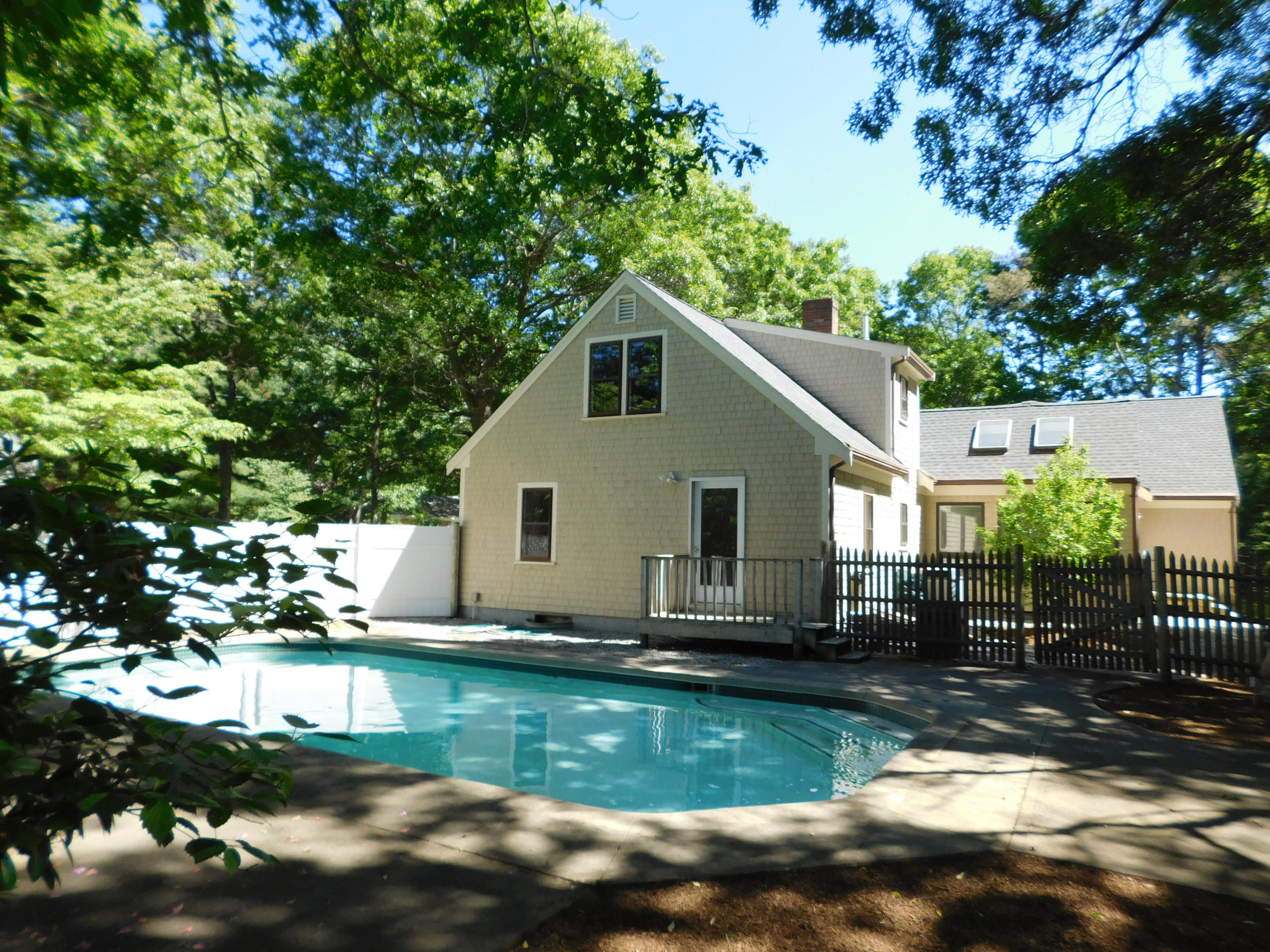 105 Seth Goodspeed Way Osterville, MA 02655 - Photo 6 of 29 DSCN6067