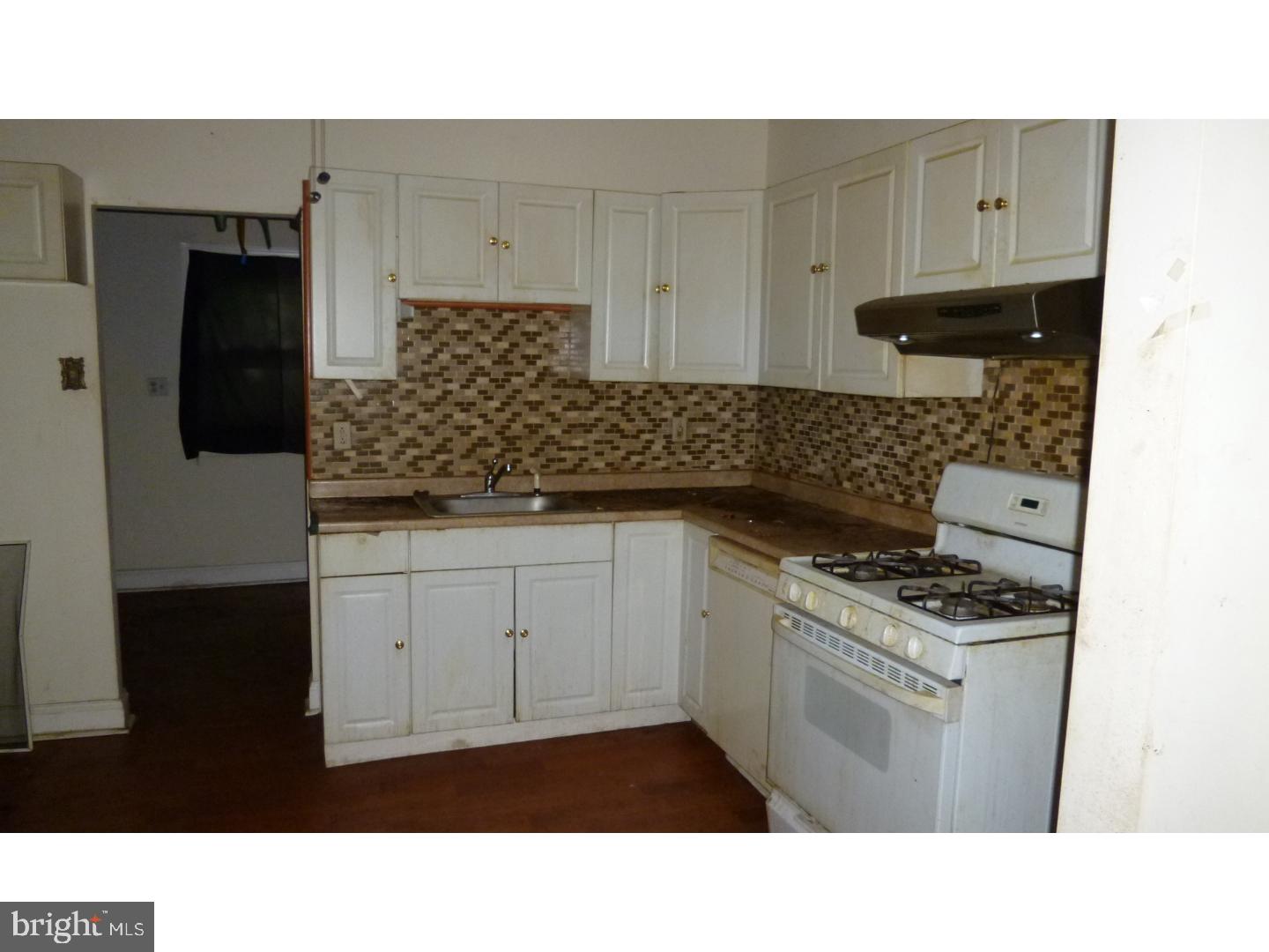 213 Laurel Road Sharon Hill, PA 19079 - Photo 7 of 20 Gallery Image 7