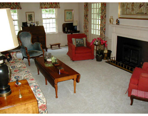 611 Bernardston Road Greenfield, MA 01301 - Photo 8 of 19 Gallery Image 8