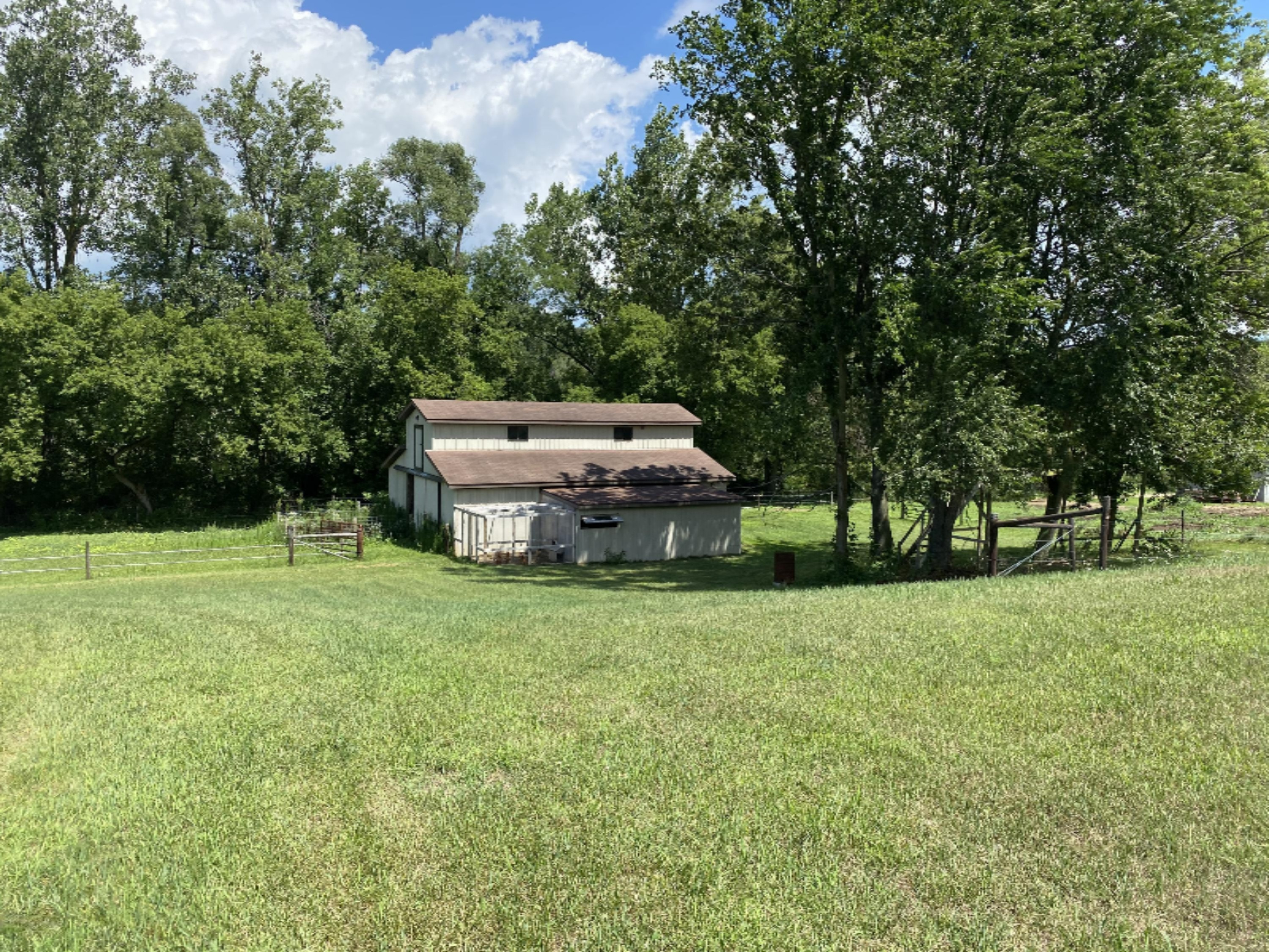 Barn