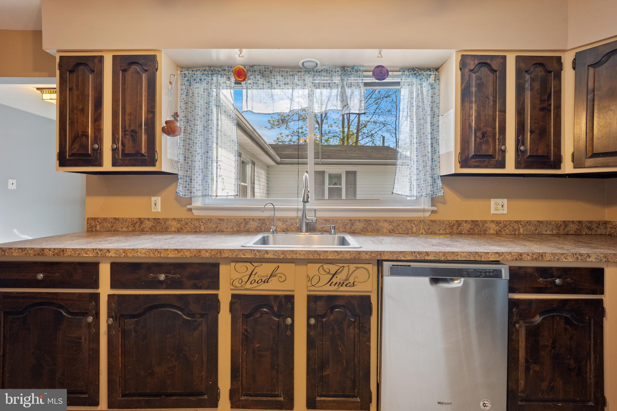 1227 Lavender Road Bensalem, PA 19020 - Photo 7 of 35