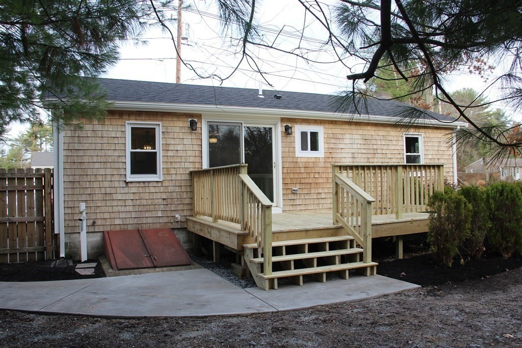 61 Chipaway Road Freetown, MA 02717 - Photo 17 of 27 a front view of a house with a yard