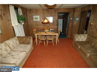 810 Angora Road Reading, PA 19606 - Photo 4 of 11 a view of a dining room with furniture