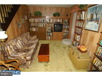 810 Angora Road Reading, PA 19606 - Photo 7 of 11 a living room with furniture