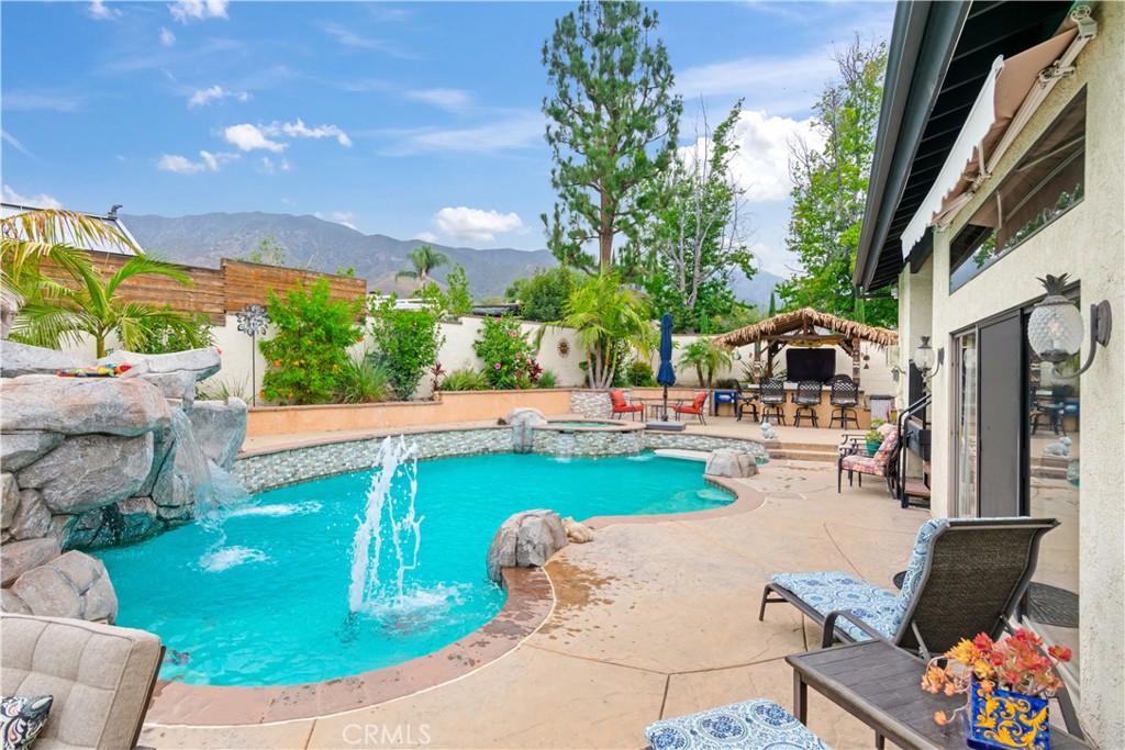 2429 Cliff Road Upland, CA 91784 - Photo 35 of 44