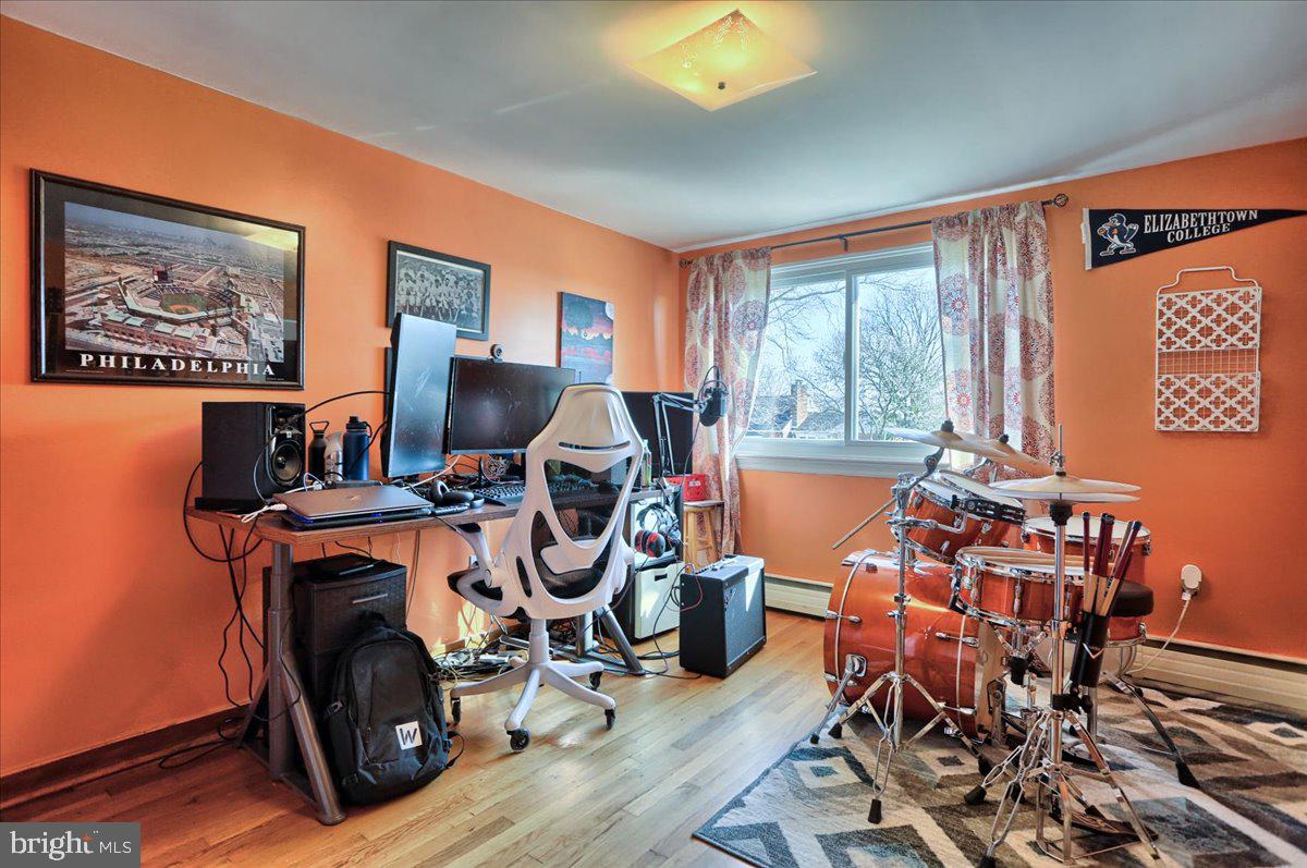 541 Luther Road Harrisburg, PA 17111 - Photo 31 of 47 3rd bdrm as office/music rm. Please don't touch!