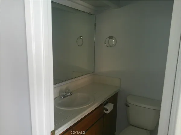 $2,195 | 5237 Bushnell Avenue, Riverside, CA 92505