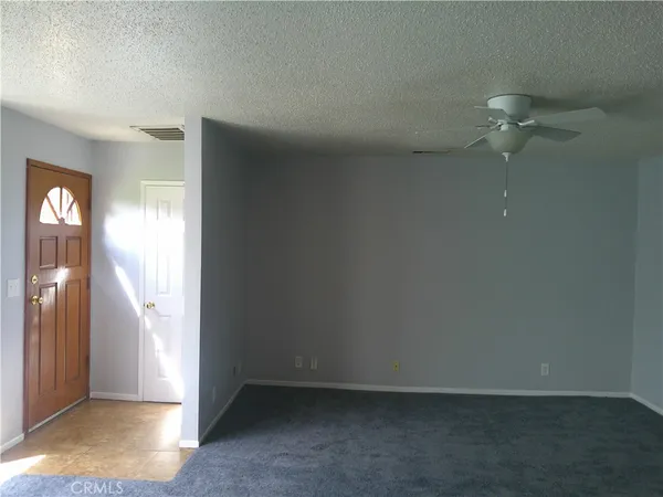 $2,195 | 5237 Bushnell Avenue, Riverside, CA 92505