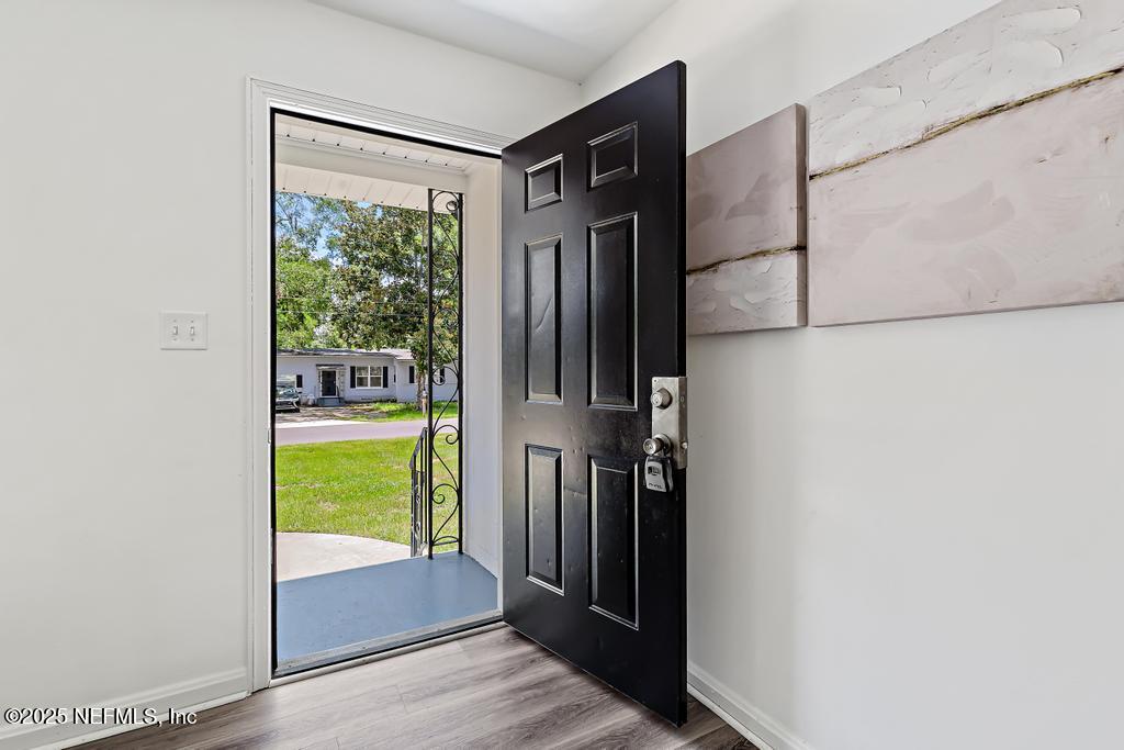 7846 Denham Road East Jacksonville, FL 32208 - Photo 8 of 40 7846 Denham E-8