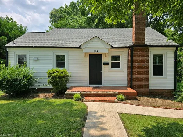 $1,575 | 198 Spring Street, Mocksville, NC 27028