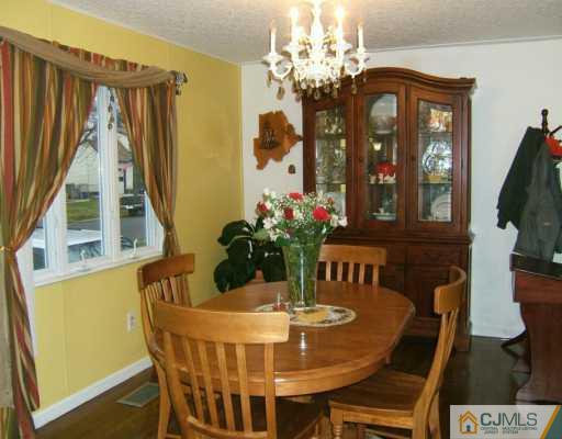 24 Highview Road East Brunswick, NJ 08816 - Photo 3 of 8 Gallery Image 3