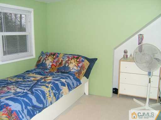 24 Highview Road East Brunswick, NJ 08816 - Photo 6 of 8 Gallery Image 6
