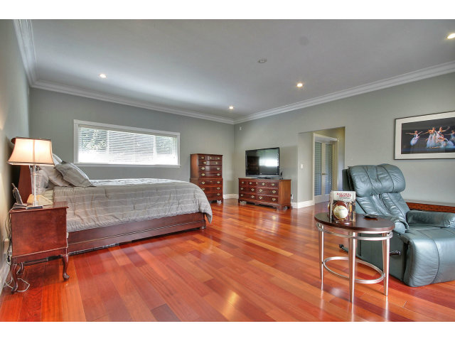 486 Walsh Road Atherton, CA 94027 - Photo 15 of 24 Gallery Image 15
