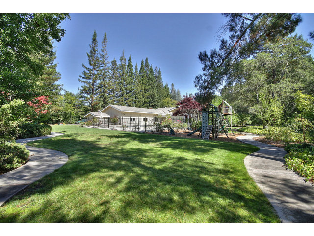 486 Walsh Road Atherton, CA 94027 - Photo 20 of 24 Gallery Image 20