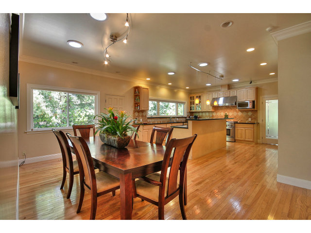 486 Walsh Road Atherton, CA 94027 - Photo 8 of 24 Gallery Image 8