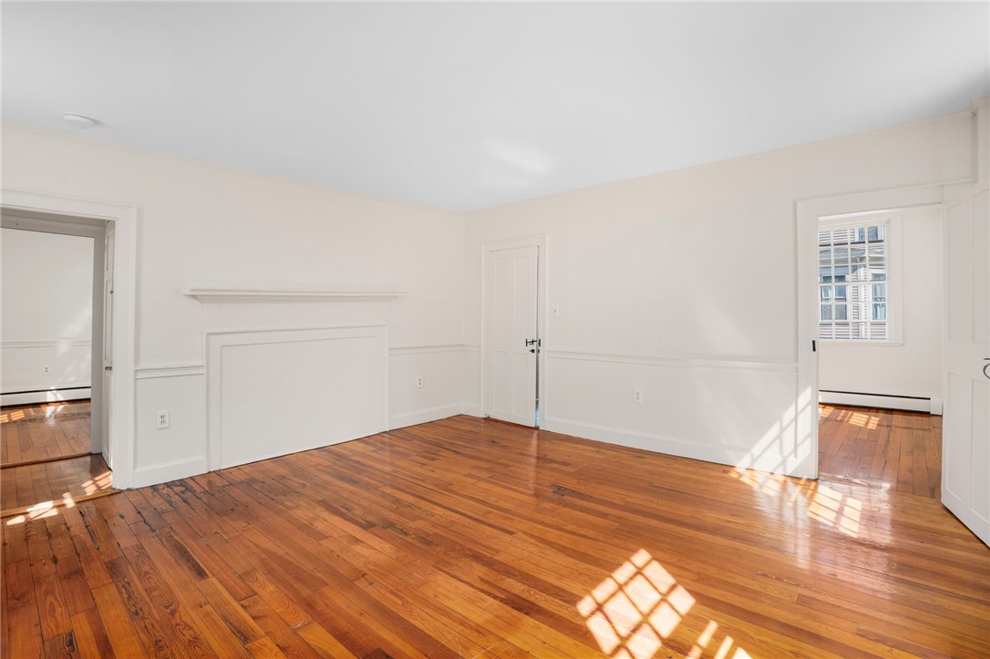 14 Elm Street Newport, RI 02840 - Photo 16 of 41