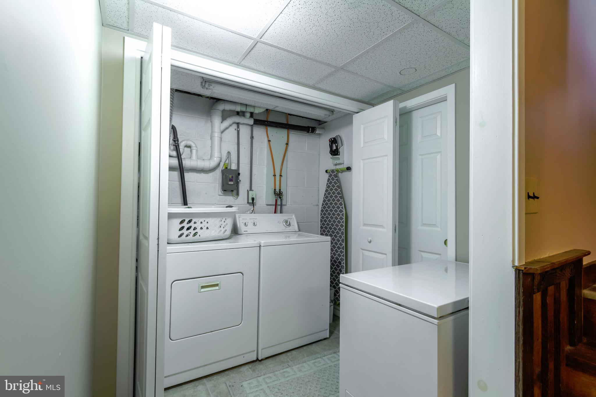 35 Hess Road Boyertown, PA 19512 - Photo 22 of 62 Laundry room
