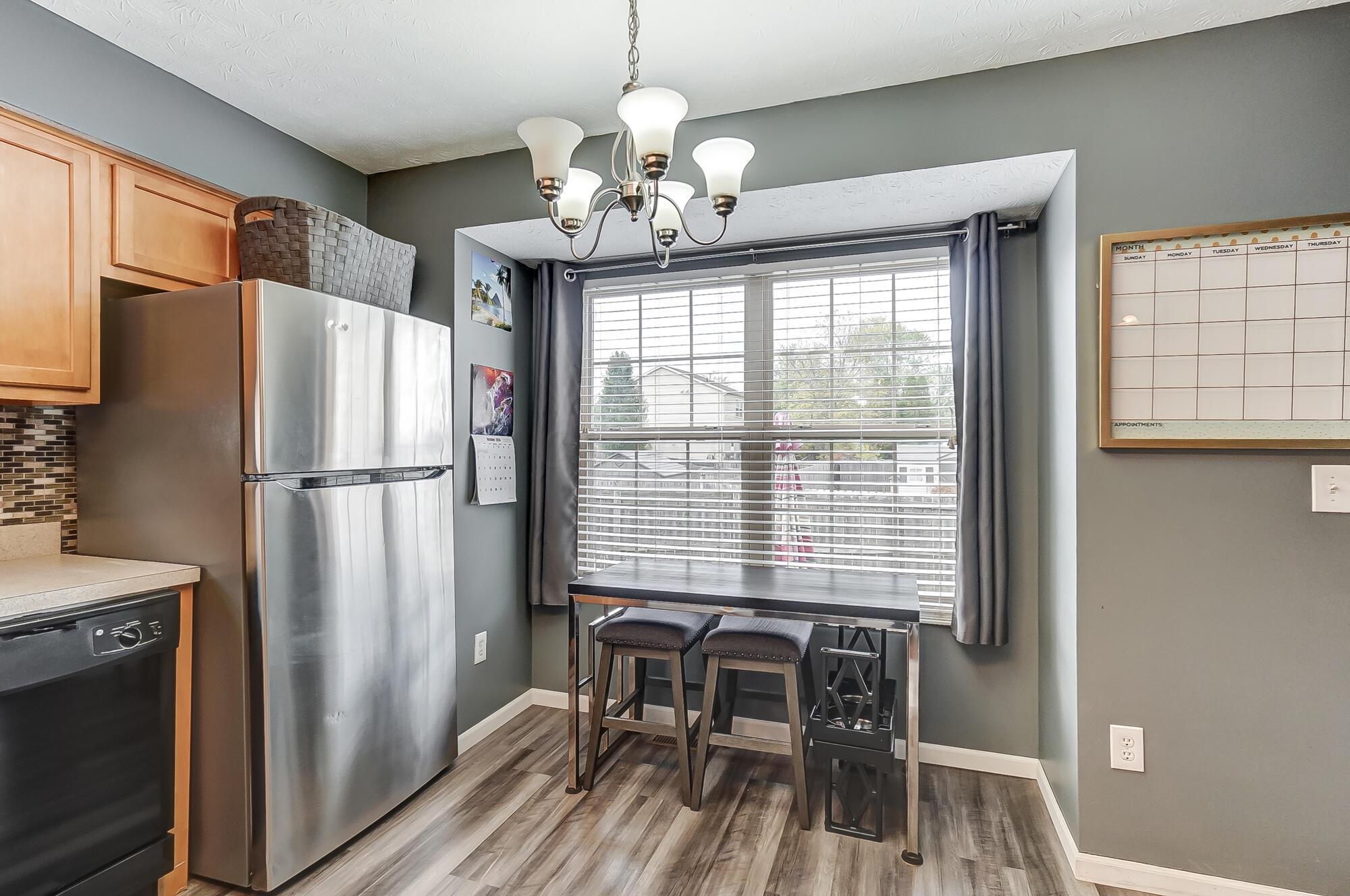 2533 Locksley Road Grove City, OH 43123 - Photo 11 of 34 Eating Space