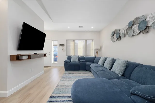 $3,000 | 46 West Street, West Warwick, RI 02893