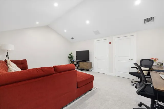 $3,000 | 46 West Street, West Warwick, RI 02893