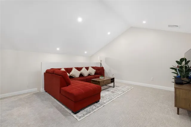 $3,000 | 46 West Street, West Warwick, RI 02893