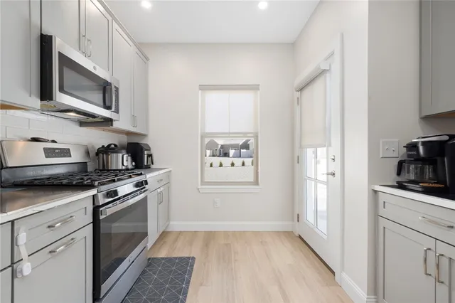 $3,000 | 46 West Street, West Warwick, RI 02893