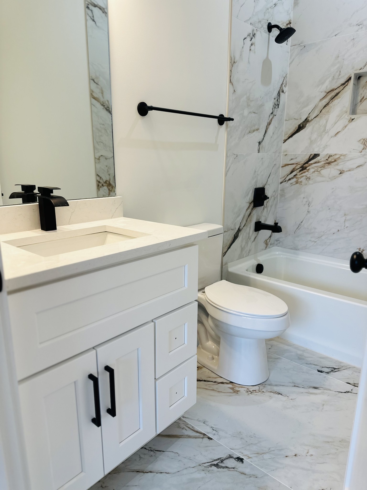 4334 Old Goins Road Nashville, TN 37211 - Photo 54 of 74 a bathroom with a sink a toilet and a shower