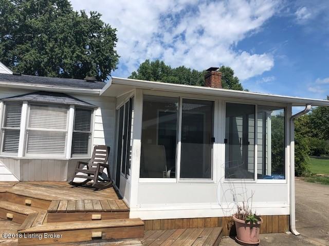 4715 Dover Road Louisville, KY 40216 - Photo 10 of 33 10