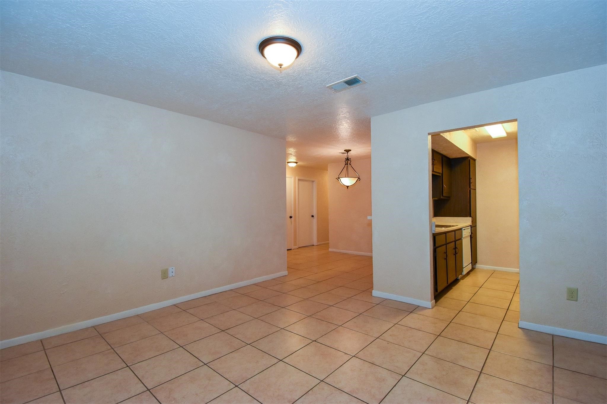 1524 Beaumont Road Baytown, TX 77520 - Photo 5 of 19