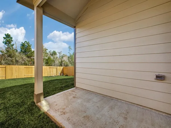 $1,900 | 12646 Alta Vista, Magnolia, TX 77354