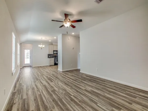 $1,900 | 12646 Alta Vista, Magnolia, TX 77354