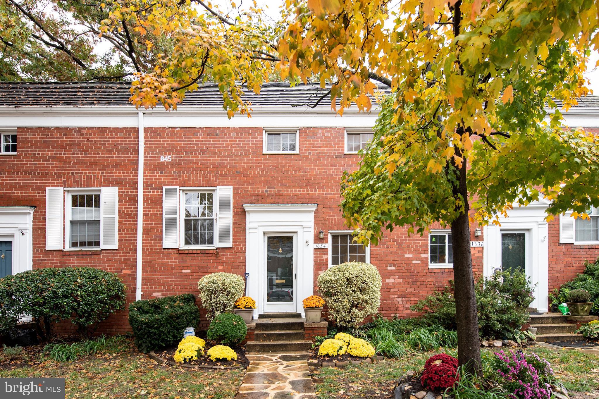 1634 Ripon Place Alexandria, VA 22302 - Photo 1 of 15 Front of Home
