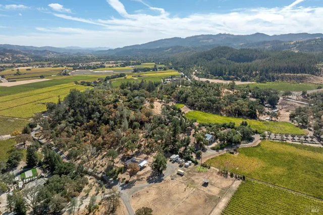 $1,795,000 | 1218 Bennett Lane, Calistoga, CA 94515