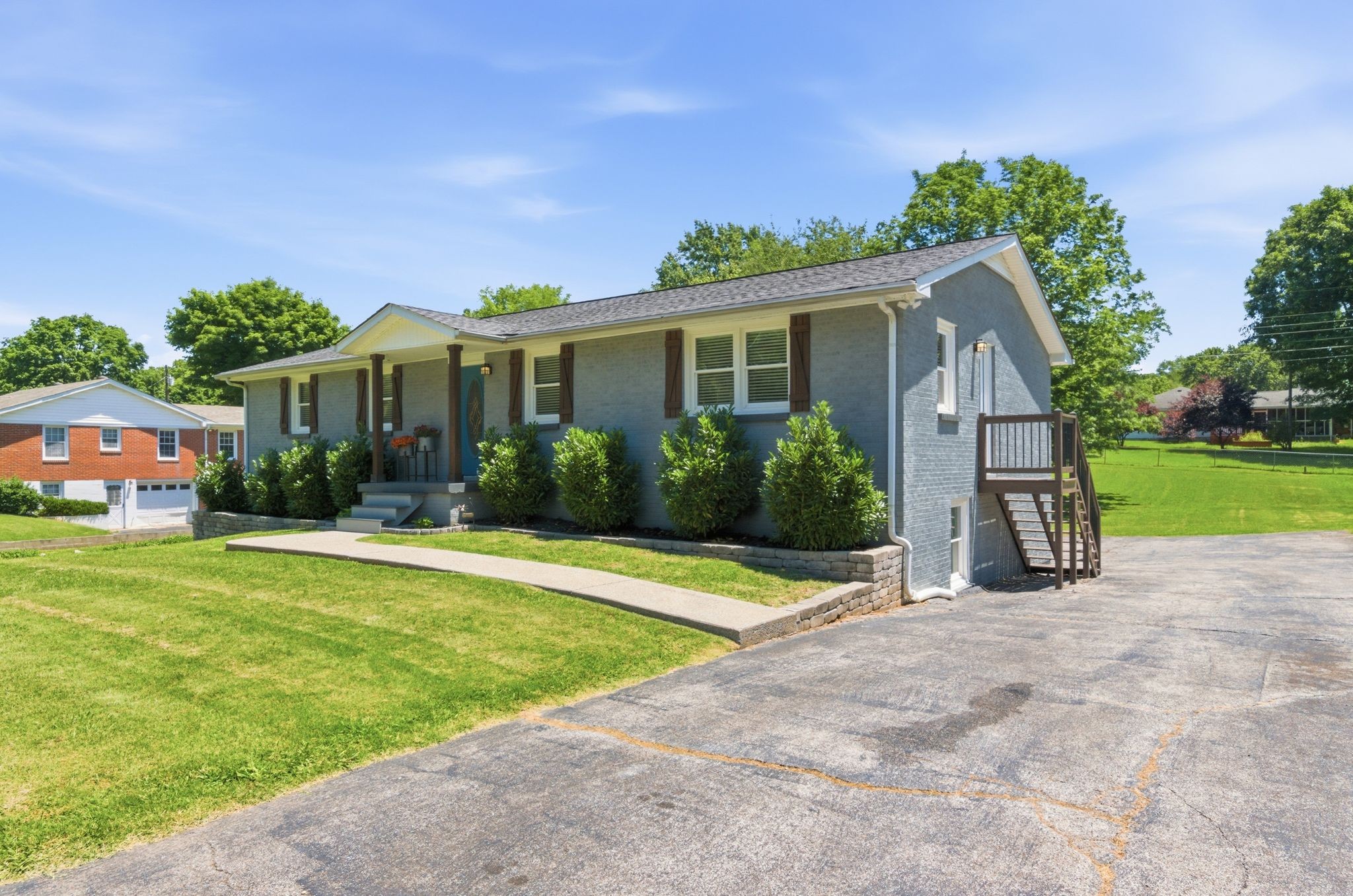 307 South Hummingbird Lane Dickson, TN 37055 - Photo 11 of 35