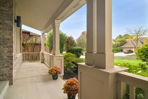 $925,000 | 2038 Sheridan Road, Buffalo Grove, IL 60089