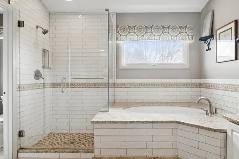 $925,000 | 2038 Sheridan Road, Buffalo Grove, IL 60089