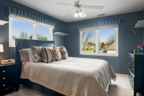 $925,000 | 2038 Sheridan Road, Buffalo Grove, IL 60089